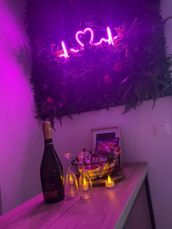 L'AppartE Black Superbe Appartement Pop ! Безансон Екстер'єр фото